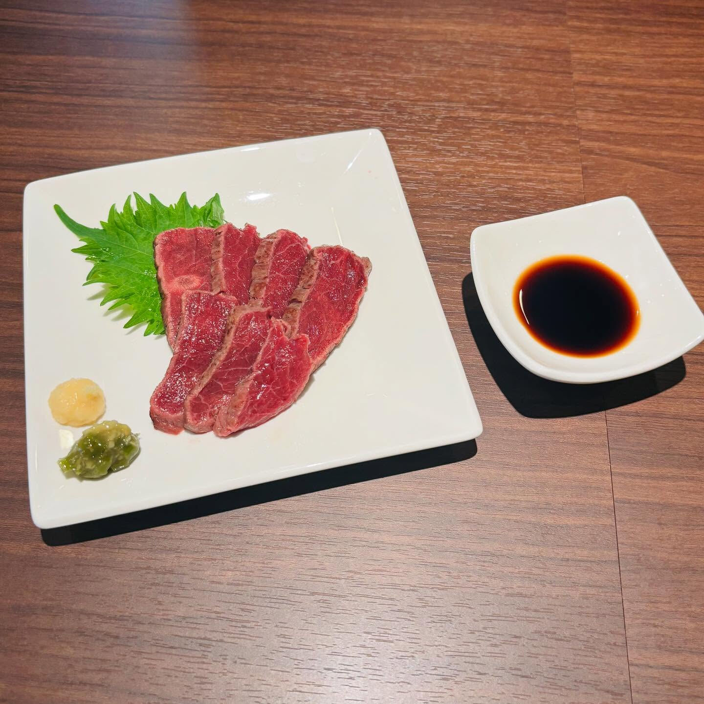 馬肉料理はじめました！！